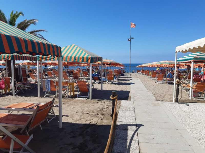 Hotel Camping Parco Vacanza Partaccia 2 Marina di Massa Exterior foto