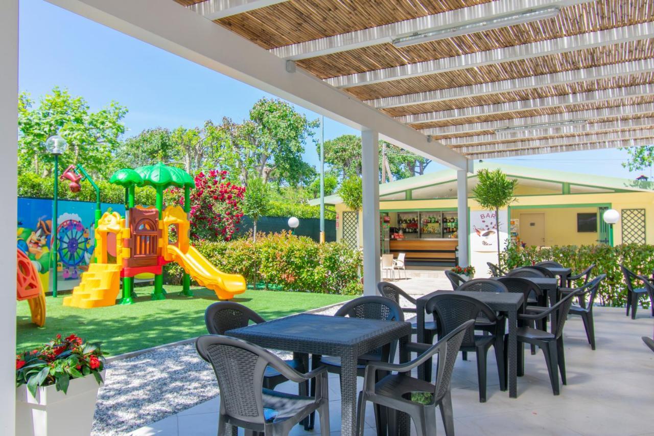 Hotel Camping Parco Vacanza Partaccia 2 Marina di Massa Exterior foto